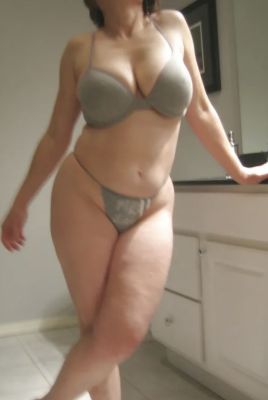 Злата, 28, Пермь, Все районы