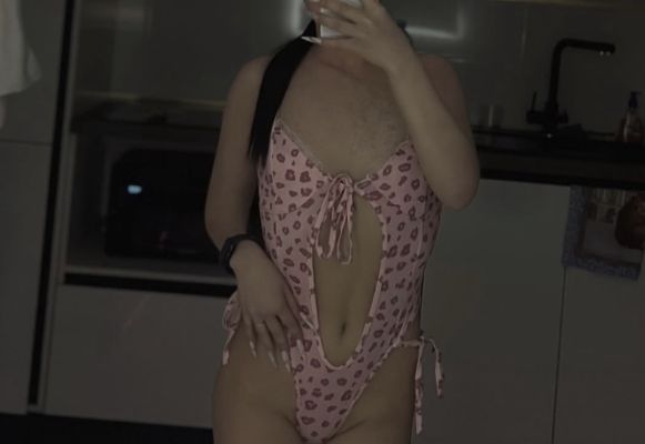 Юля, эротические фото