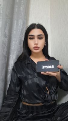 Подружки с сюрпризом , анкетные фото