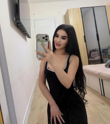 Аврора с сюрпризом , фото